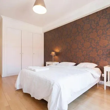 Altido Spacious New 1-bed Apt With Stunning View, 2mins From St George Castle Viewpoint Lisbon