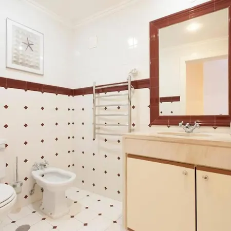Altido Spacious New 1-bed Apt With Stunning View, 2mins From St George Castle Viewpoint *